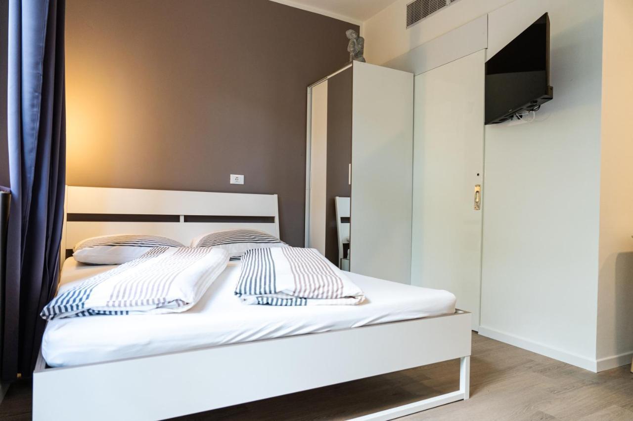 Flow Apartments Winkel Studio Merano Exterior foto